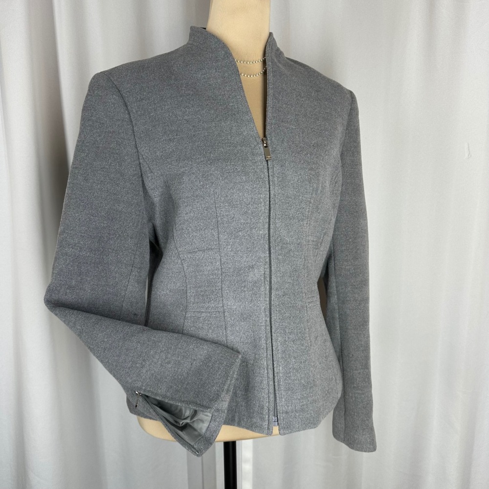 Jones New York Signature Stretch Gray Zip Front Blazer Jacket Size 6